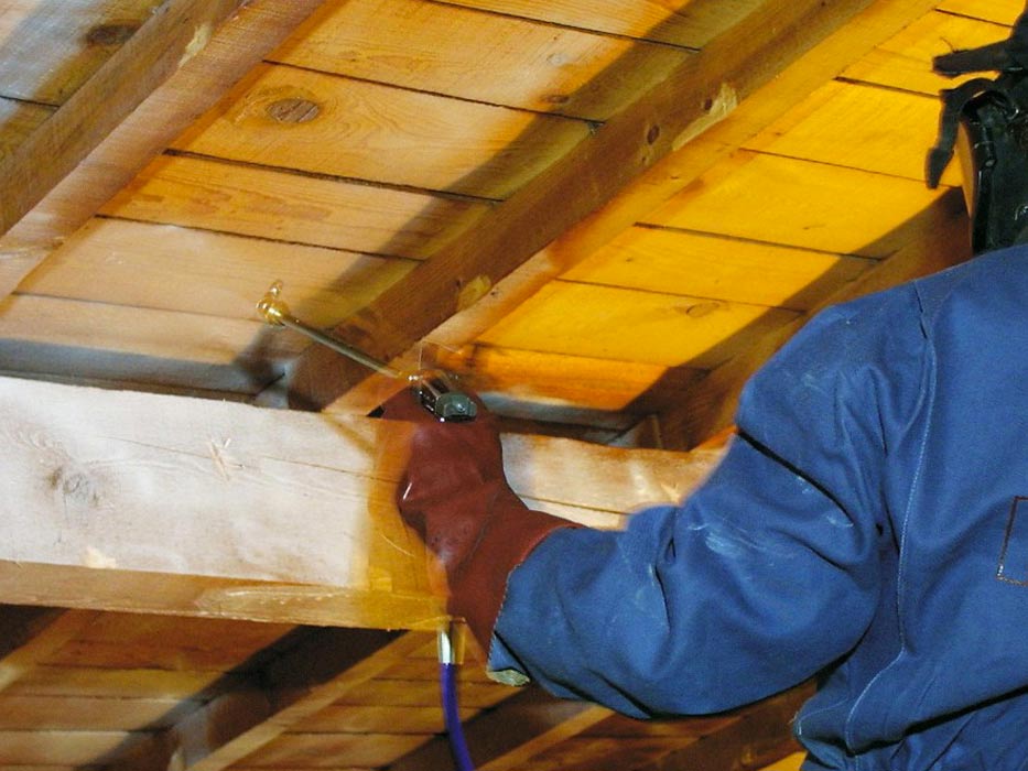 TRAITEMENT DE CHARPENTE  - MS TOITURE 47 - couvreur en dans le Lot-et-Garonne (47) : Intervention préventive et curative pour tous vos traitements de bois contre les champignons et les insectes